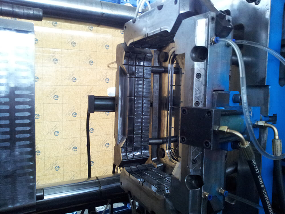 BST-6500A plastic injection molding machine